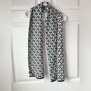 Michael Kors | Reversible Scarf